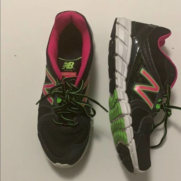 NEWBALANCE 750 V2 WOMEN RUNNING‎ SNEAKERS SZ 9 1/2 - Picture 2 of 7